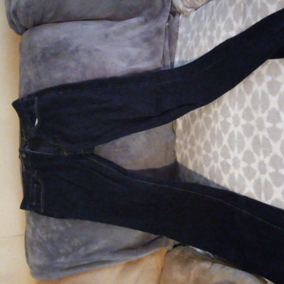 American eagle - Picture 1 of 4